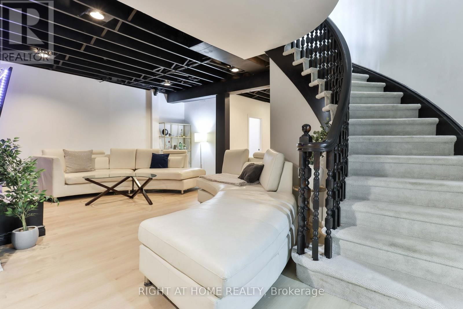 875 SRIGLEY STREET Image 30