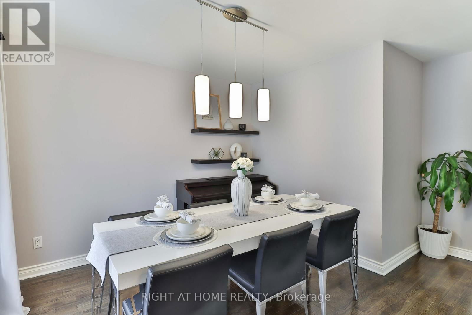 875 SRIGLEY STREET Image 8