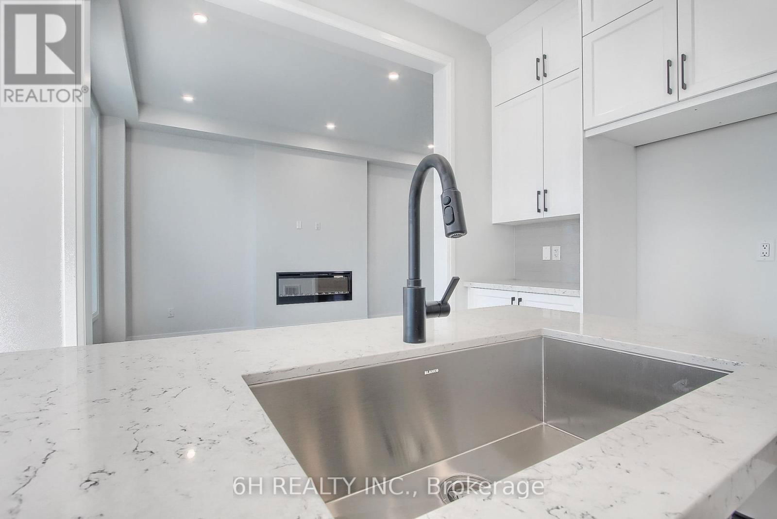 43 KESTERFARM PLACE Image 11