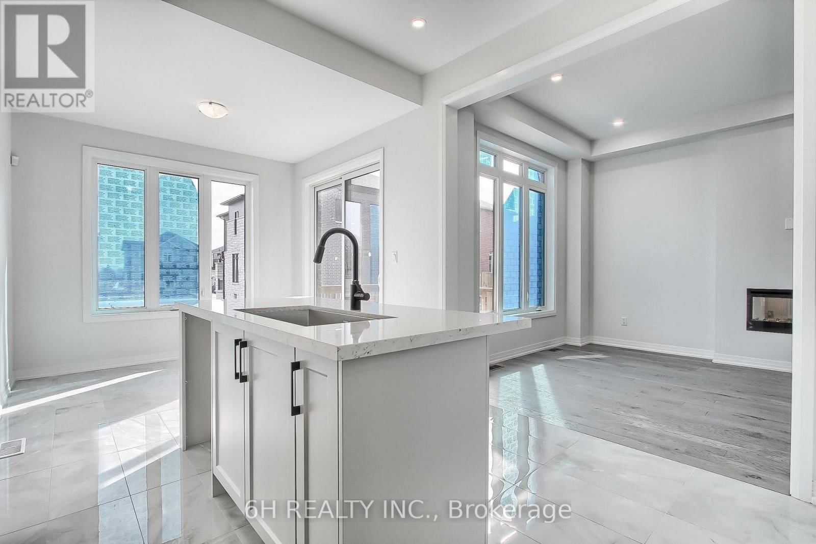 43 KESTERFARM PLACE Image 12