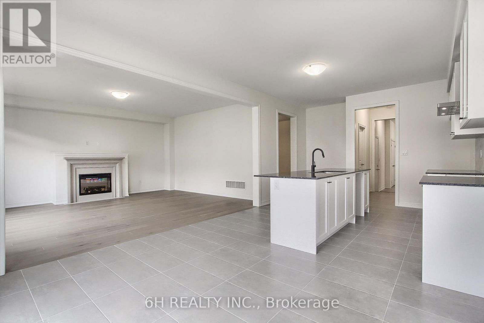 309 BOUNDARY BOULEVARD Image 19