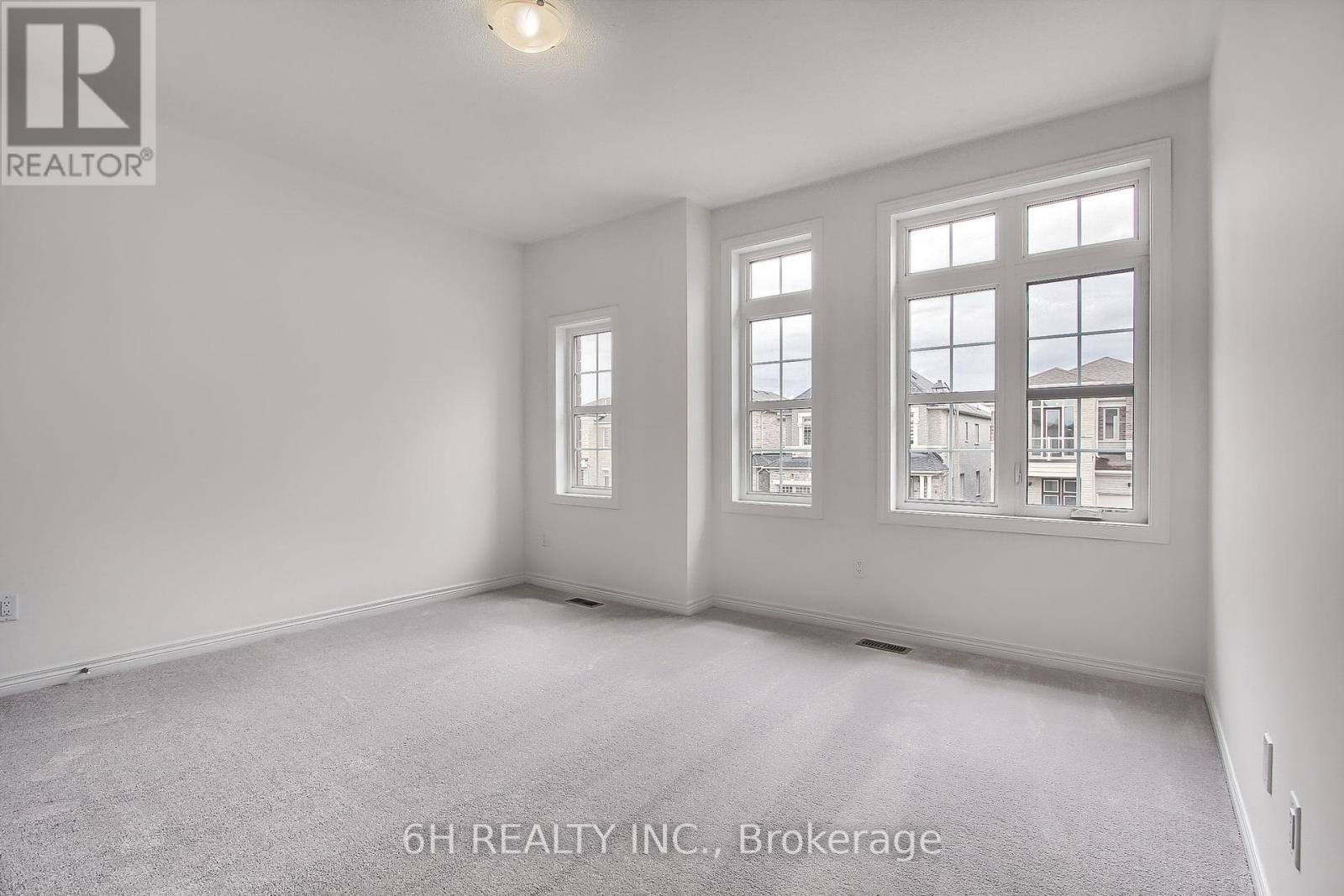 309 BOUNDARY BOULEVARD Image 36