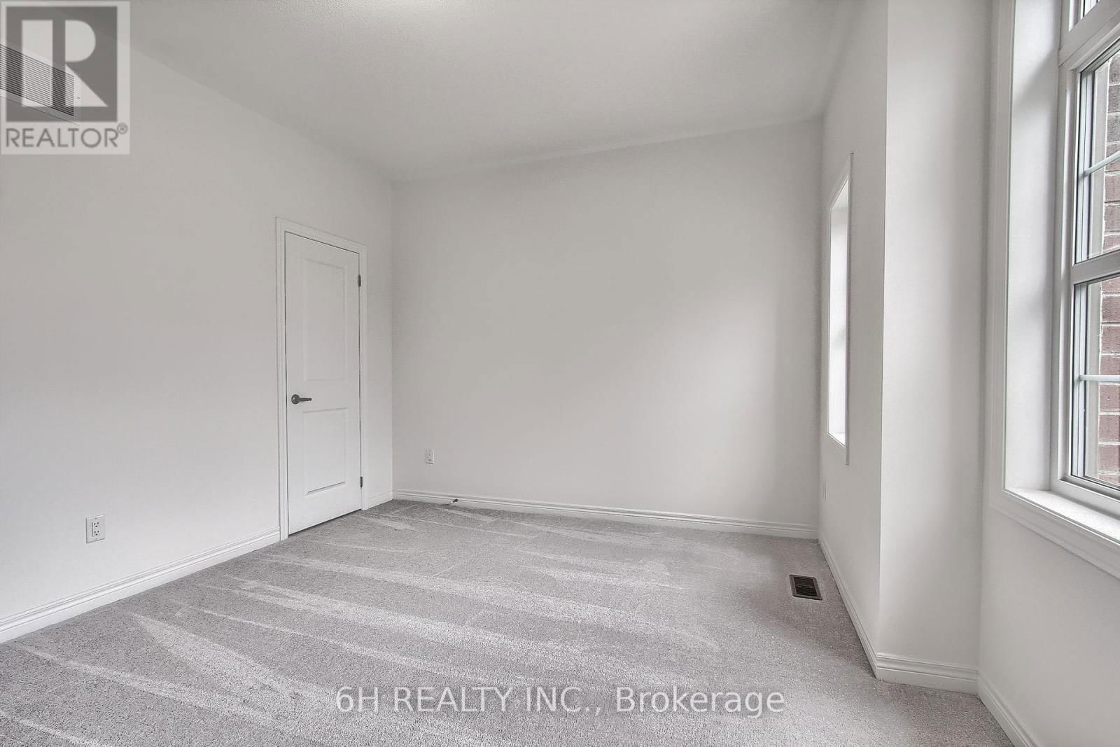 309 BOUNDARY BOULEVARD Image 37