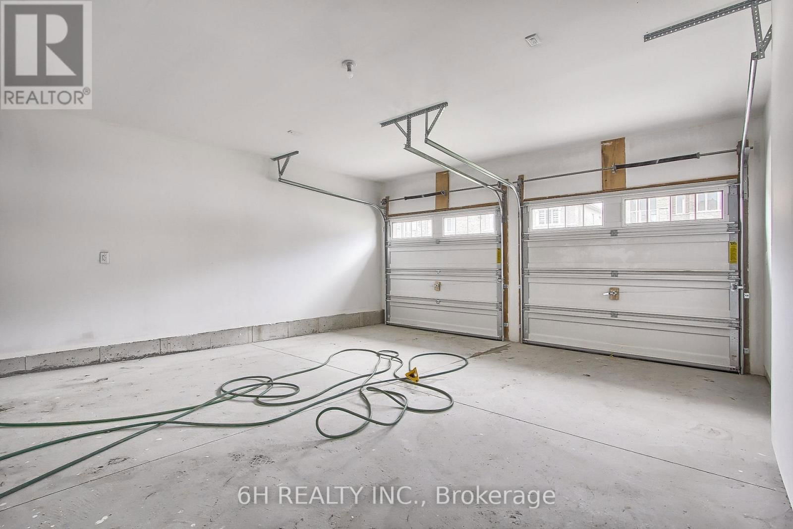 309 BOUNDARY BOULEVARD Image 46