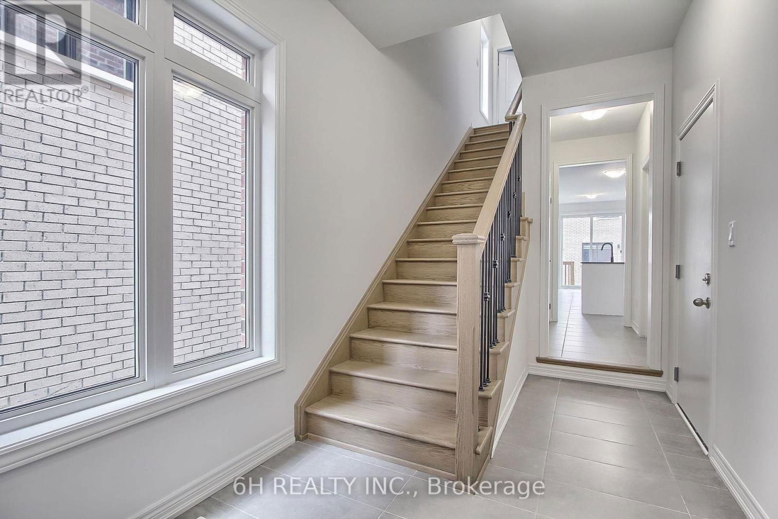 309 BOUNDARY BOULEVARD Image 8