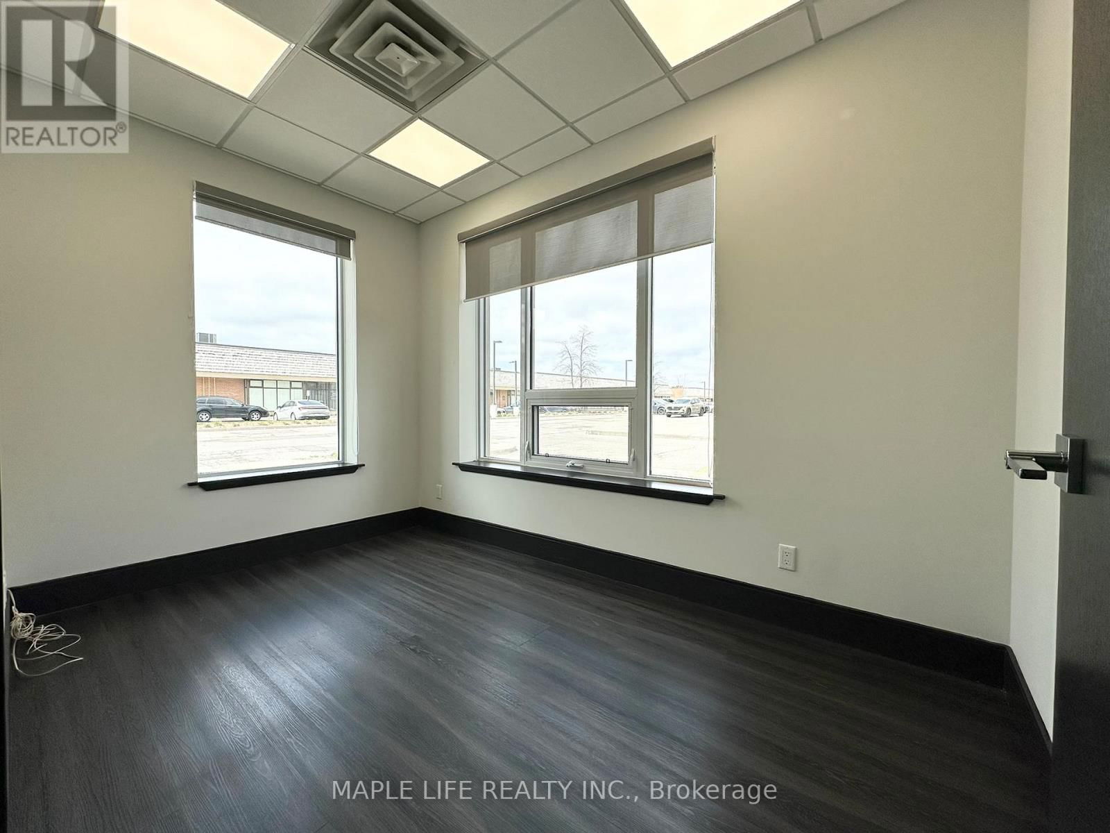 30 WERTHEIM COURT Image 10