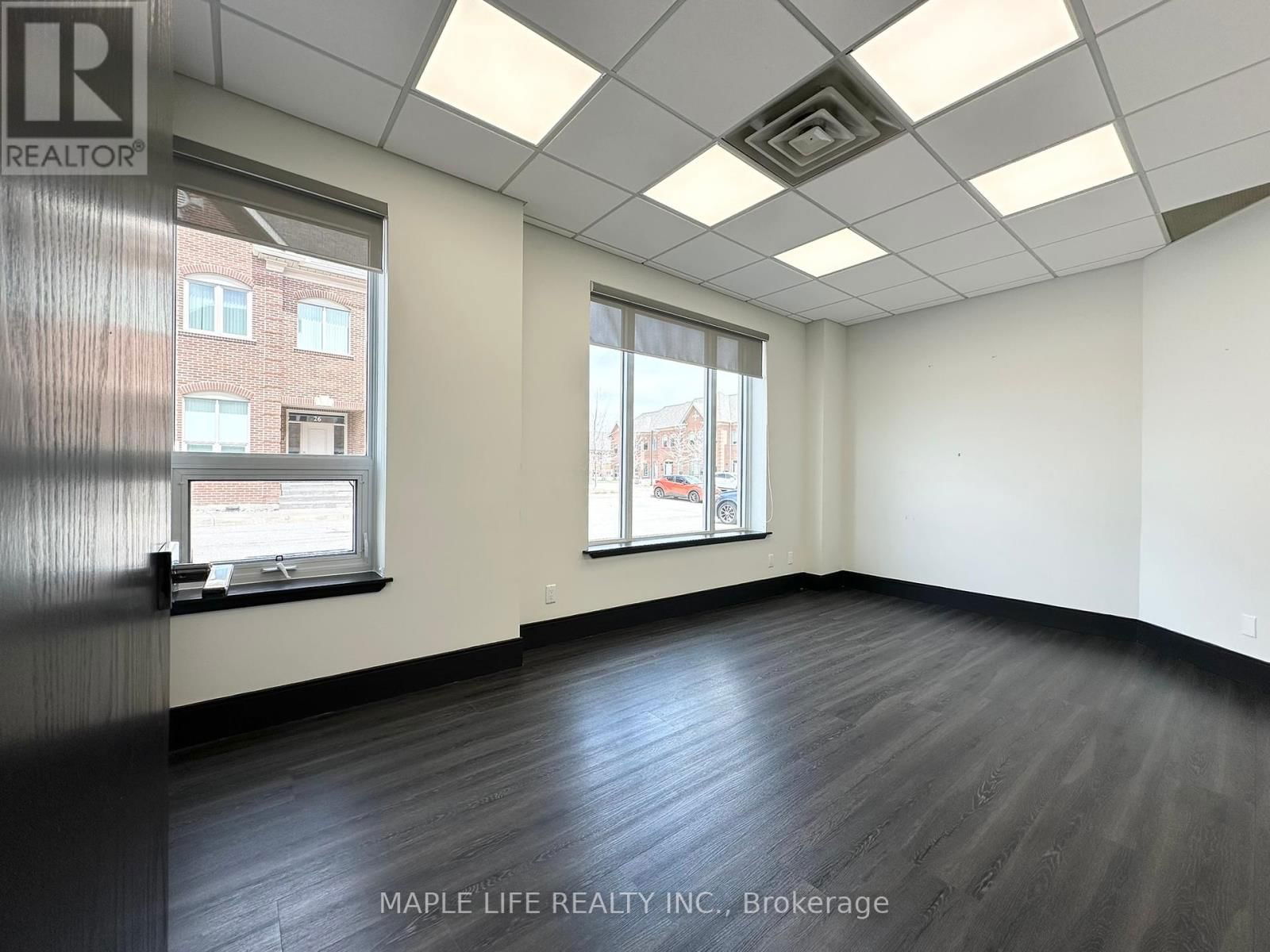 30 WERTHEIM COURT Image 11