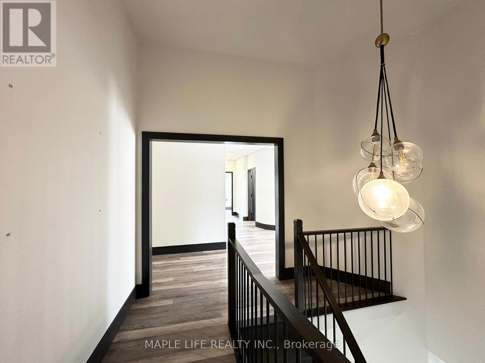 30 WERTHEIM COURT Image 13