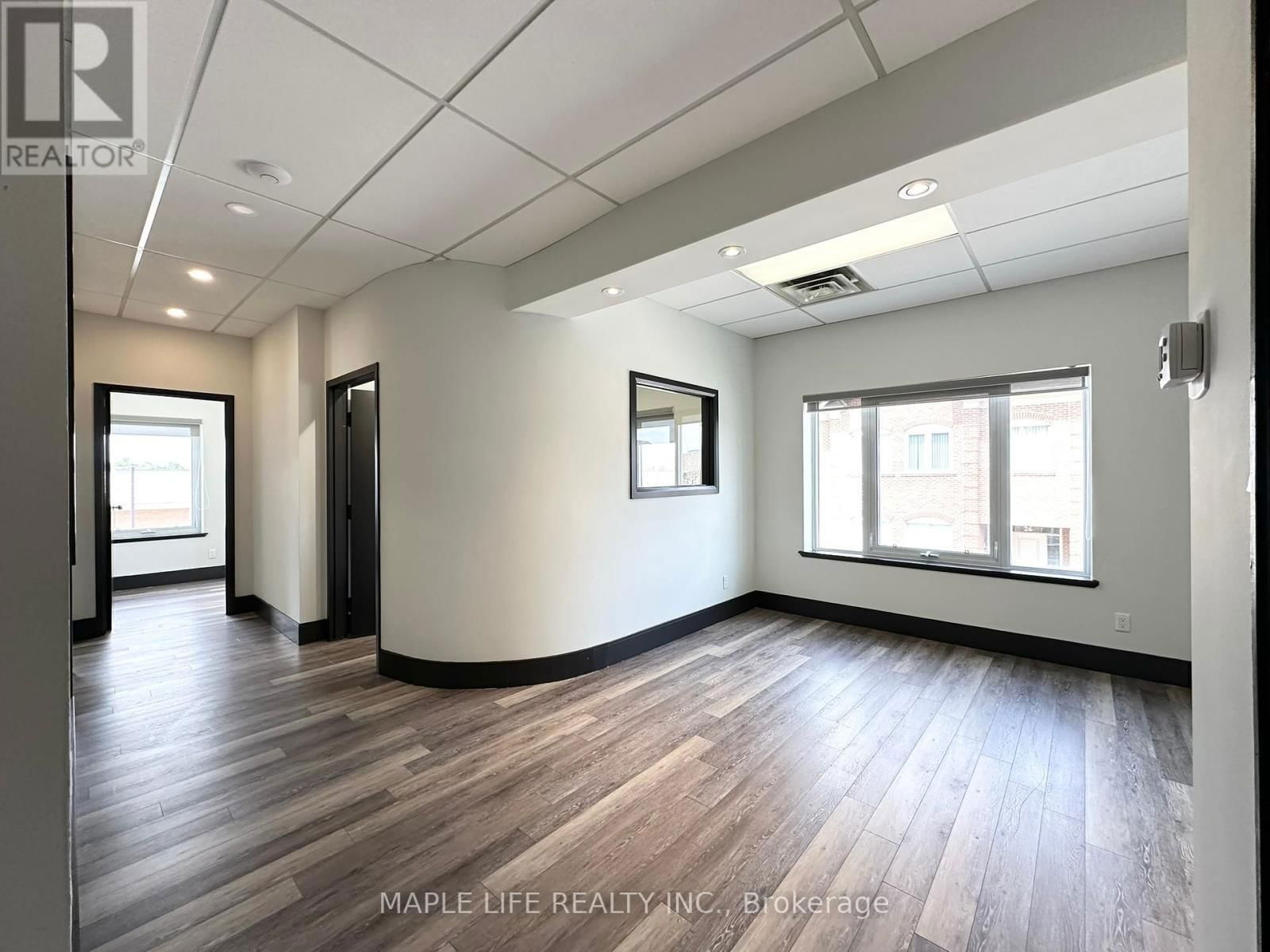 30 WERTHEIM COURT Image 14
