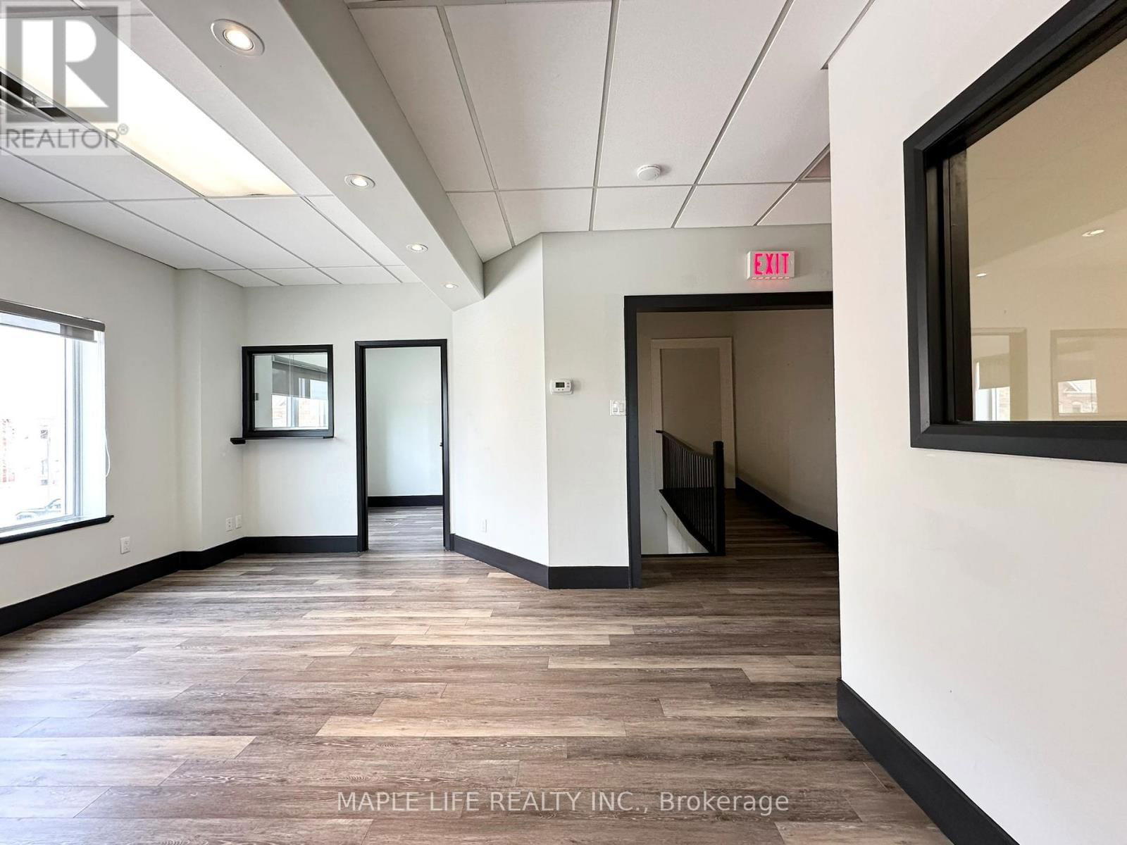 30 WERTHEIM COURT Image 22