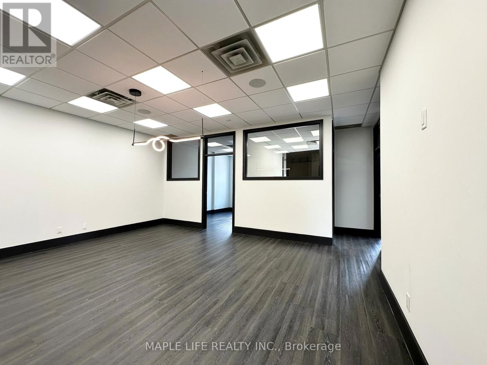 30 WERTHEIM COURT Image 3
