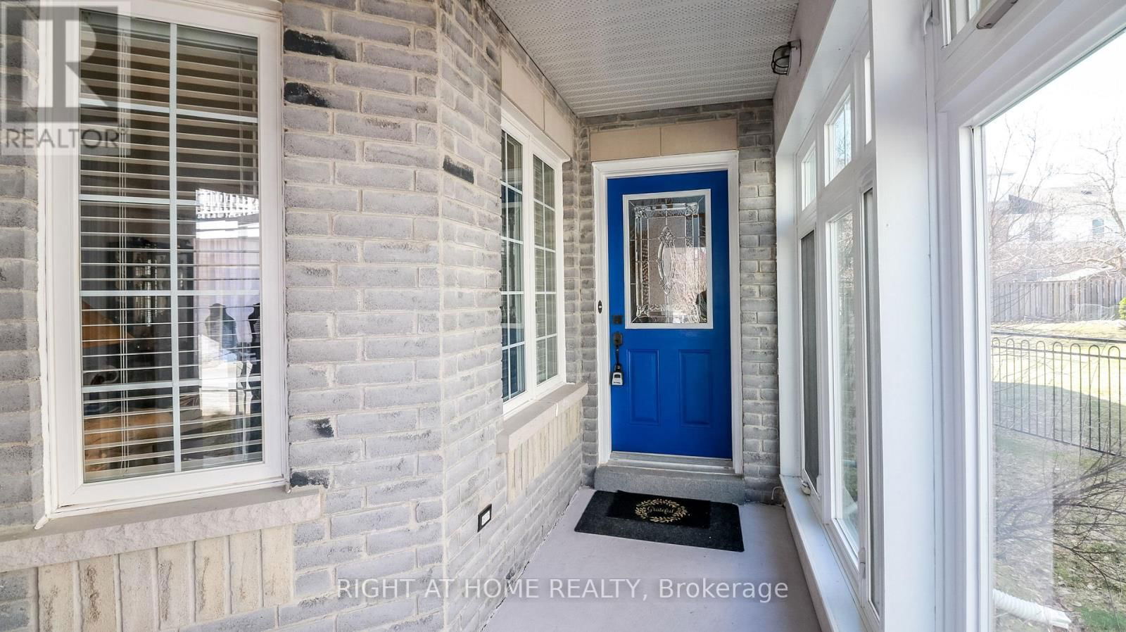 2072 WILSON STREET Image 4