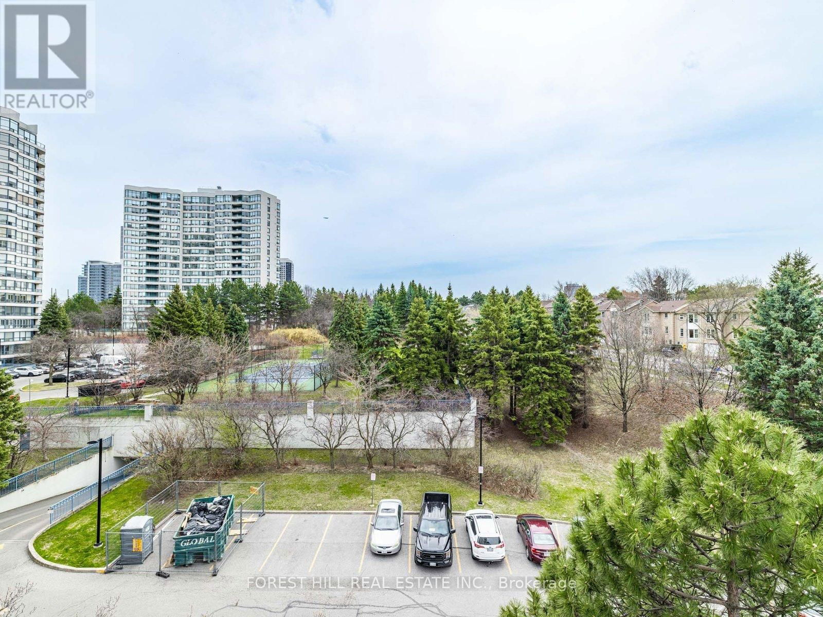 510 - 1 CLARK AVENUE WEST Image 32