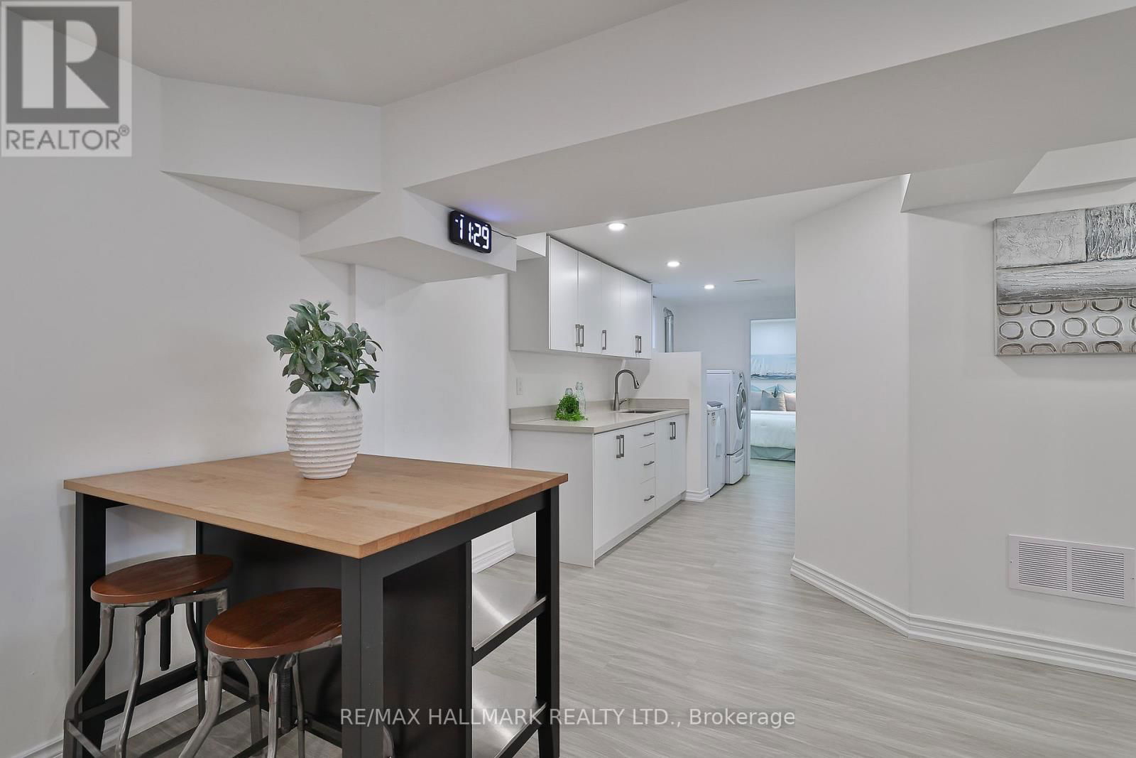 583 HAINES ROAD Image 28