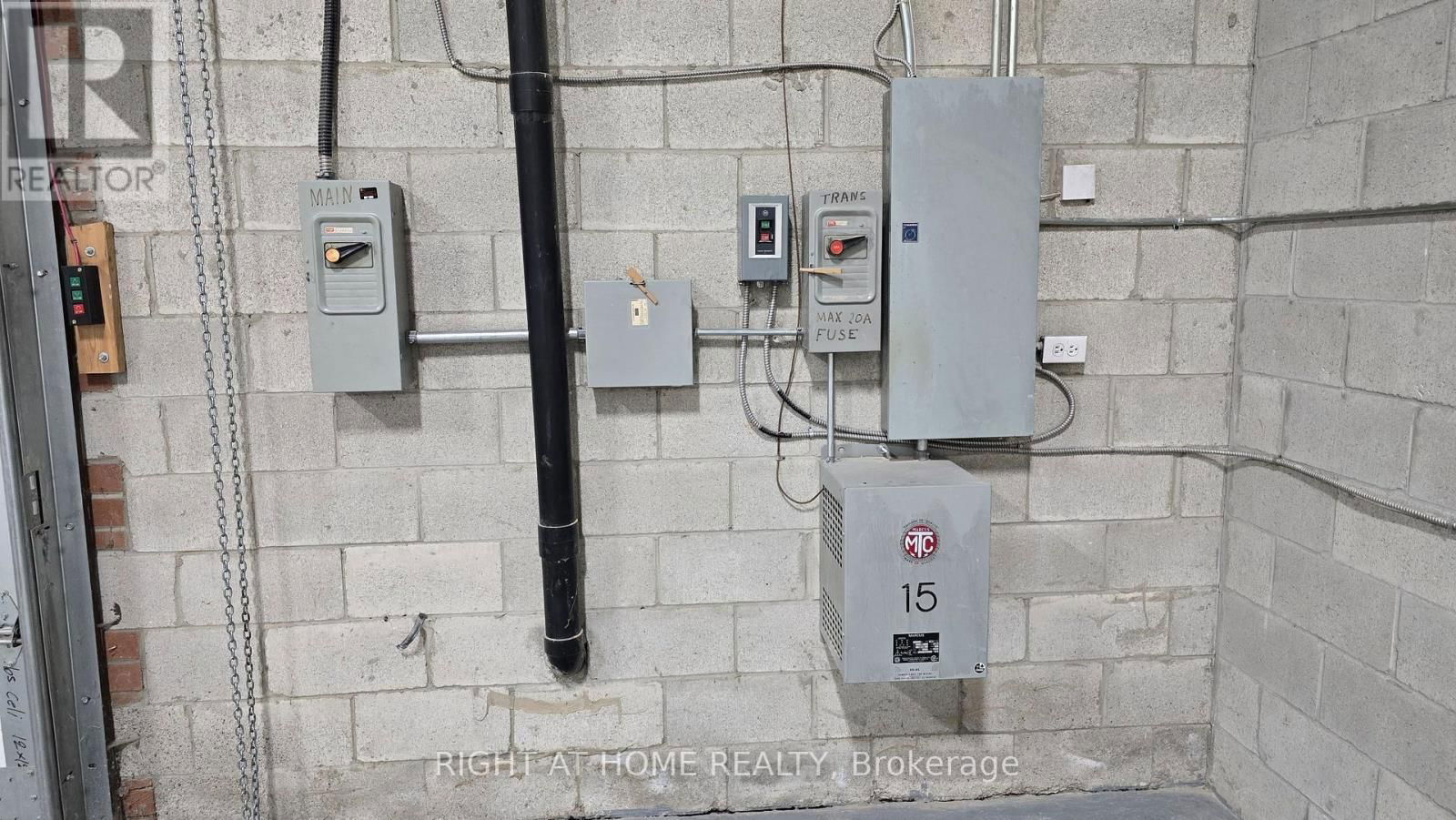 47 - 101 FRESHWAY DRIVE Image 9