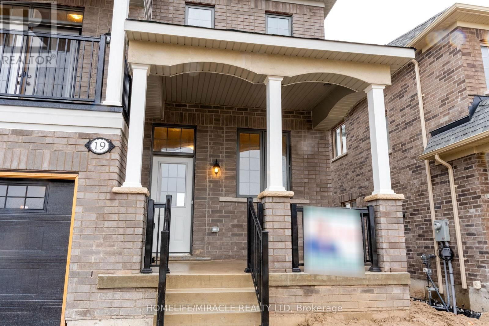 19 FENN CRESCENT Image 2