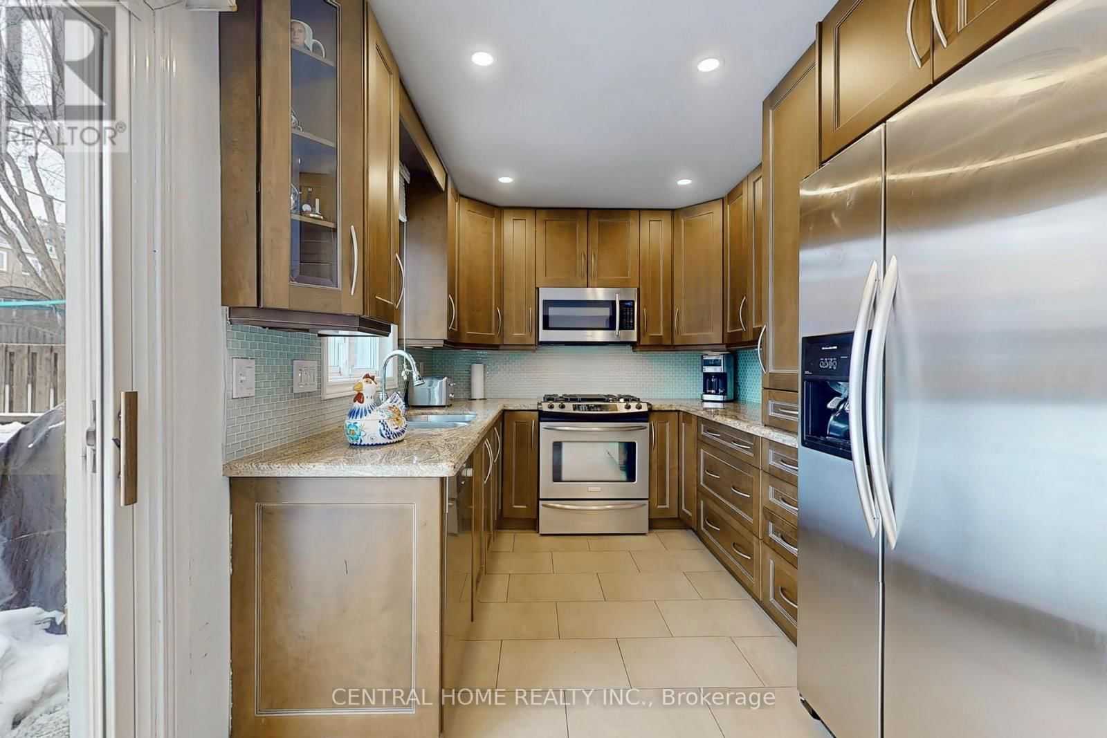 23 HEATHERTON WAY Image 16
