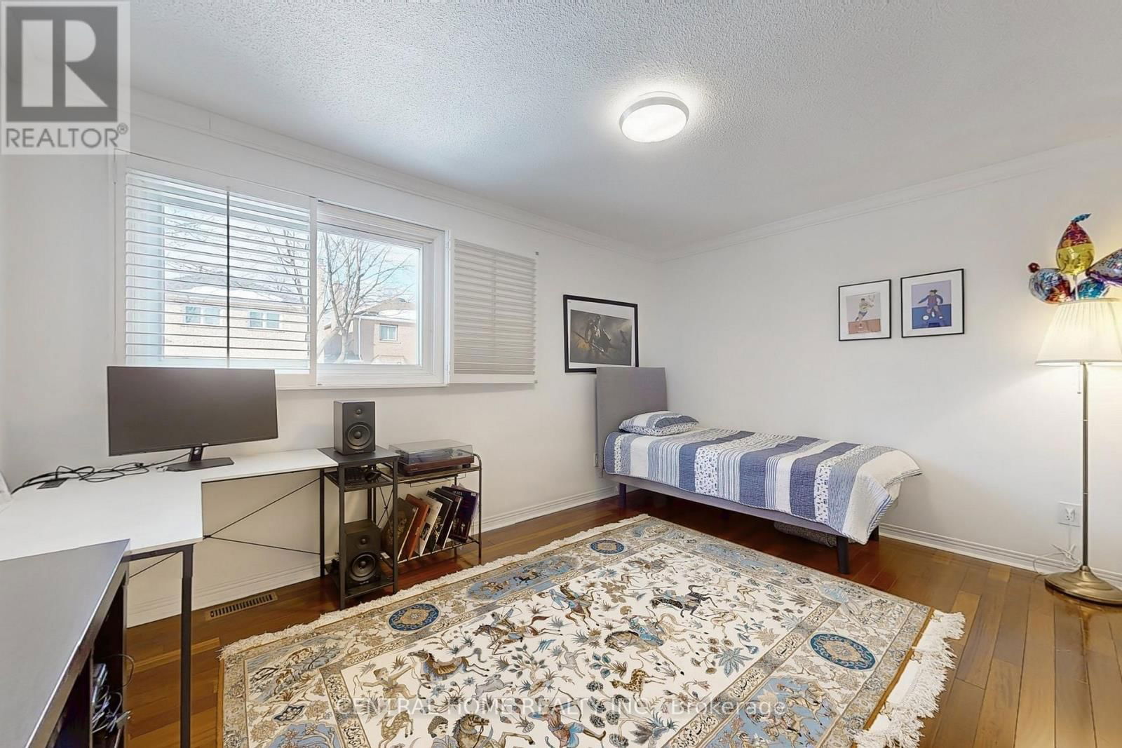 23 HEATHERTON WAY Image 35