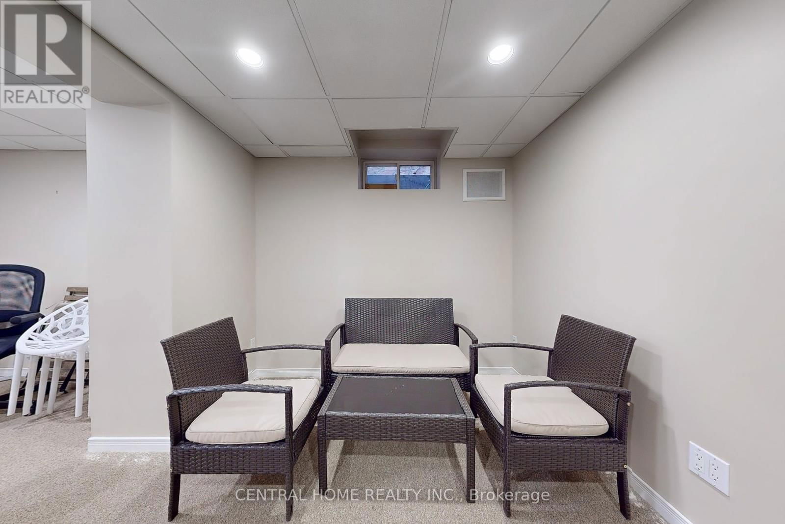 23 HEATHERTON WAY Image 43