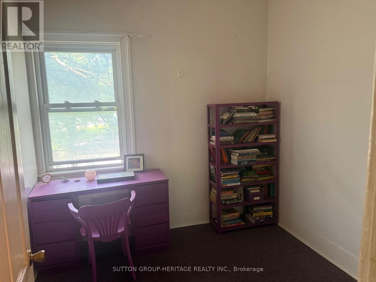131 CEMETERY ROAD Image 19