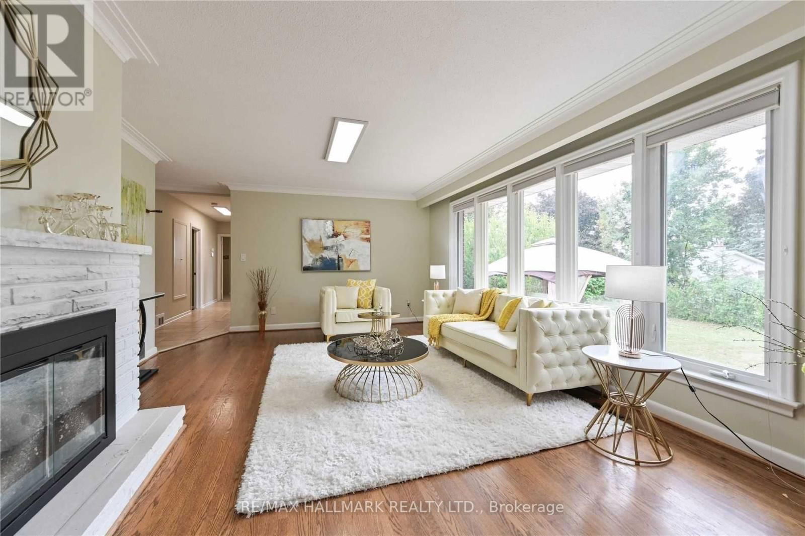 16 CAVALIER CRESCENT Image 6