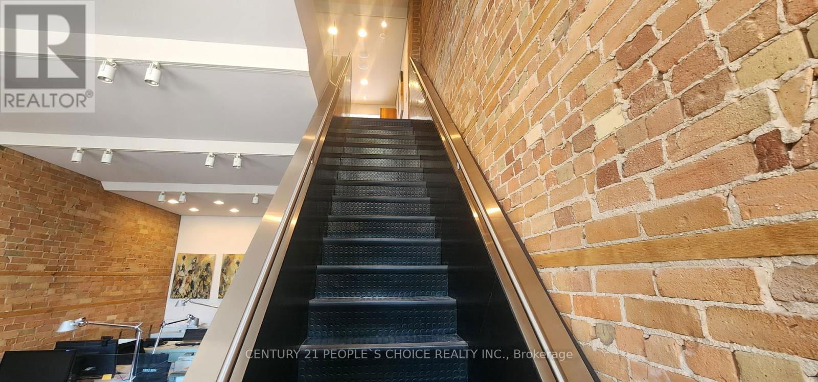 71 VICTORIA STREET WEST Image 6