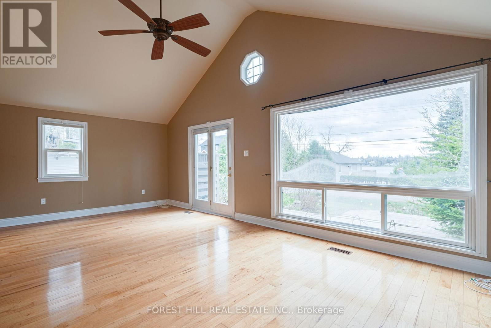 40 CONNOR DRIVE Image 13