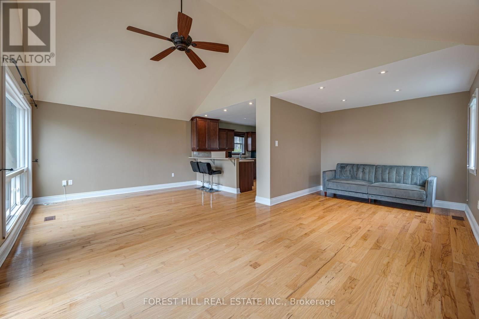 40 CONNOR DRIVE Image 16