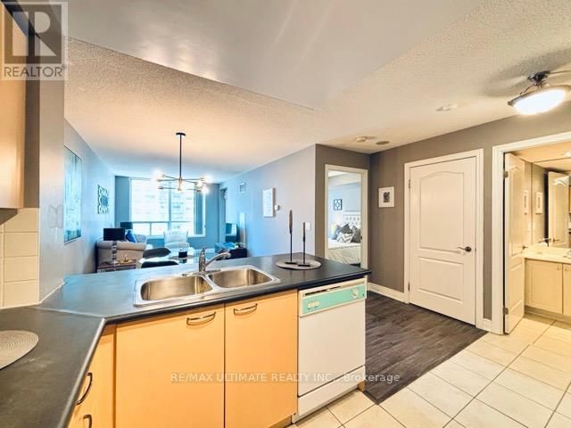 512 - 48 SUNCREST BOULEVARD Image 22