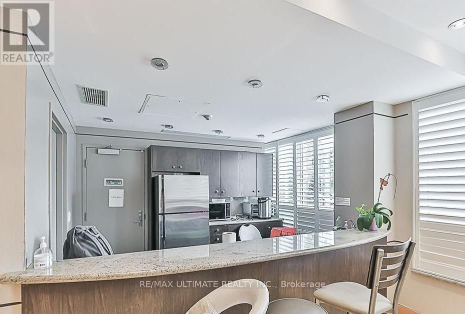 512 - 48 SUNCREST BOULEVARD Image 32