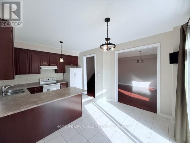 219 SMOOTHWATER TERRACE Image 17
