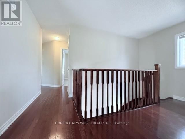 219 SMOOTHWATER TERRACE Image 19