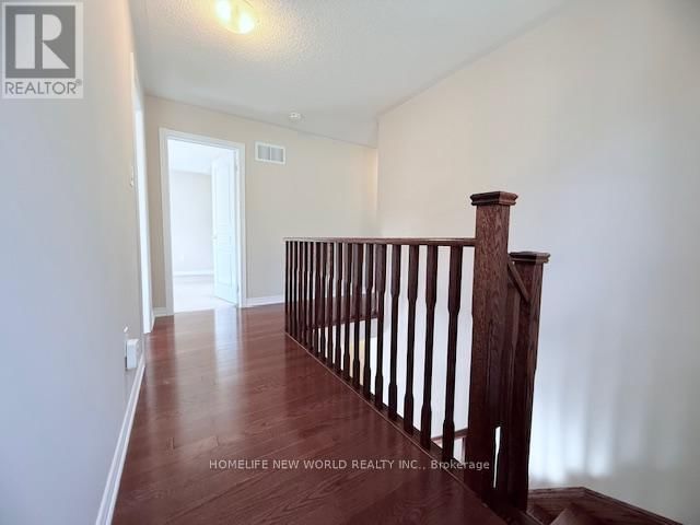 219 SMOOTHWATER TERRACE Image 20