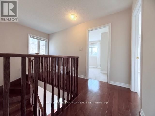 219 SMOOTHWATER TERRACE Image 21