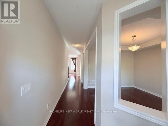 219 SMOOTHWATER TERRACE Image 5
