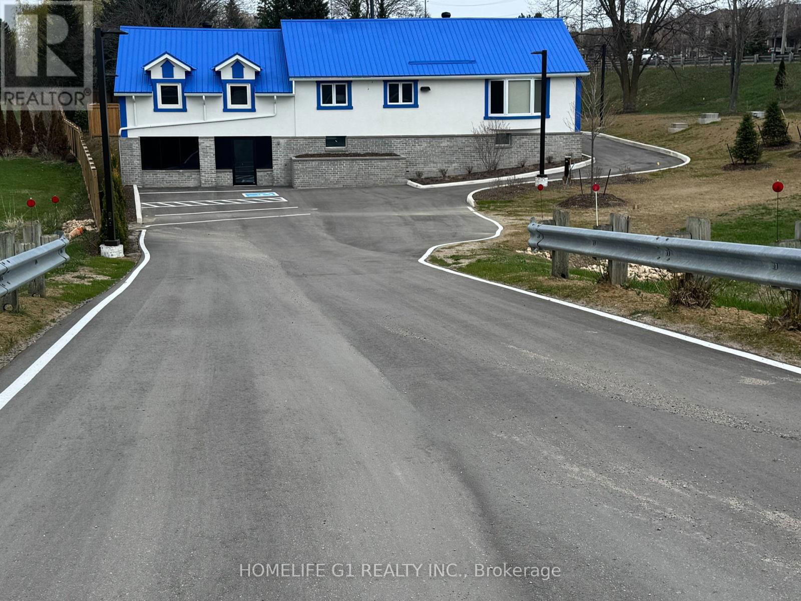 1003 20TH SIDEROAD Image 4