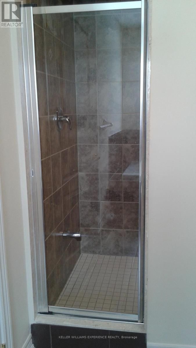 9 GREENWOOD DRIVE Image 4