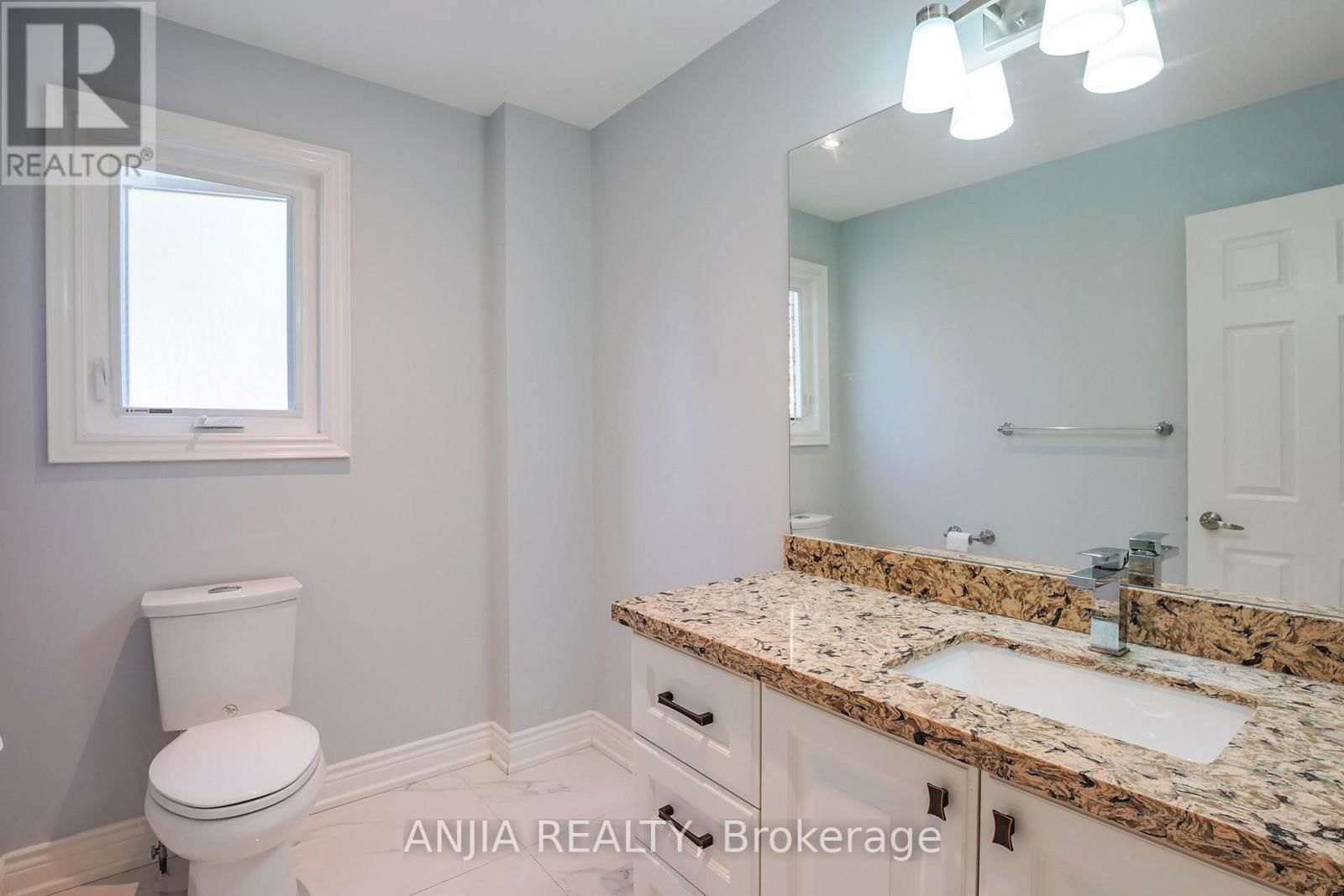 28 HOLBROOK COURT Image 15