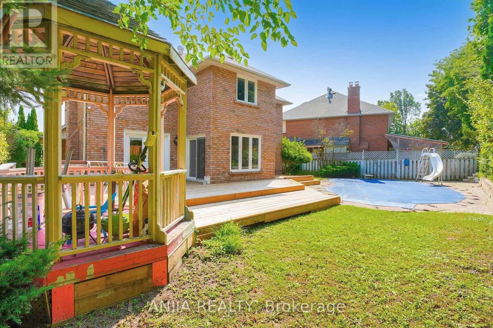 28 HOLBROOK COURT Image 36