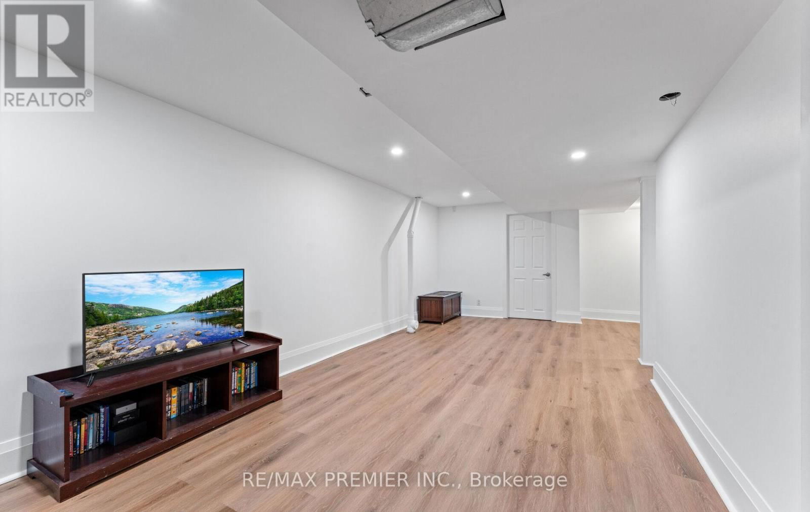 10 CORMEL STREET Image 19