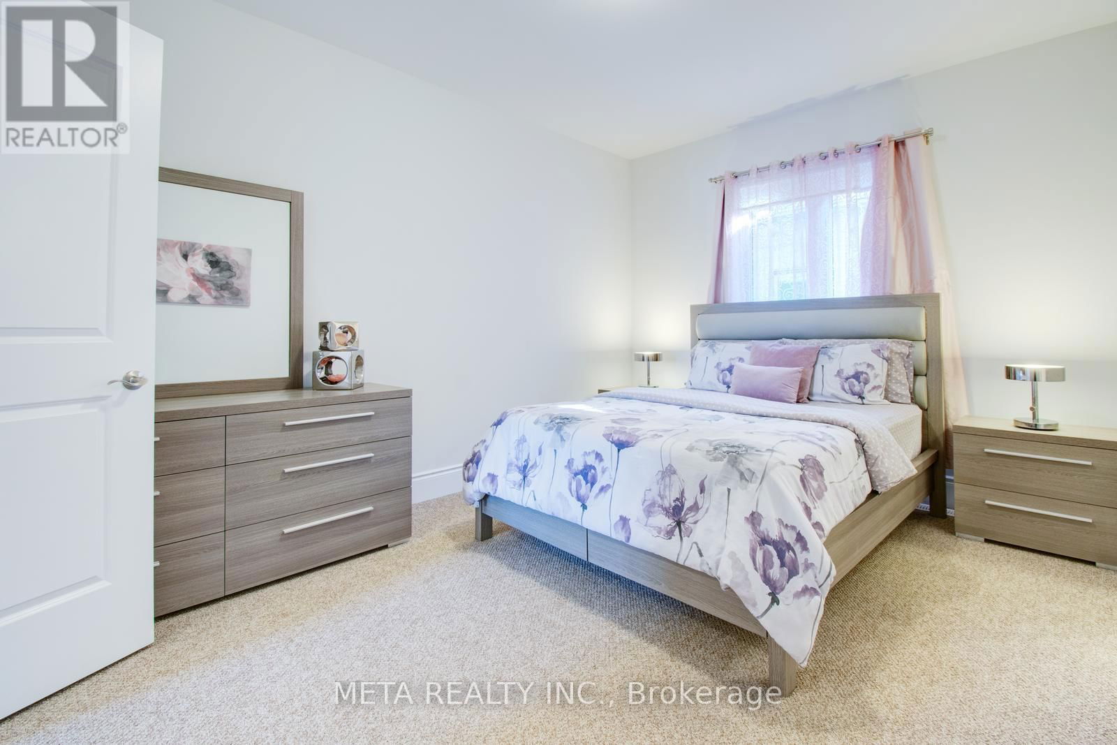 90 BROAD WAY Image 35