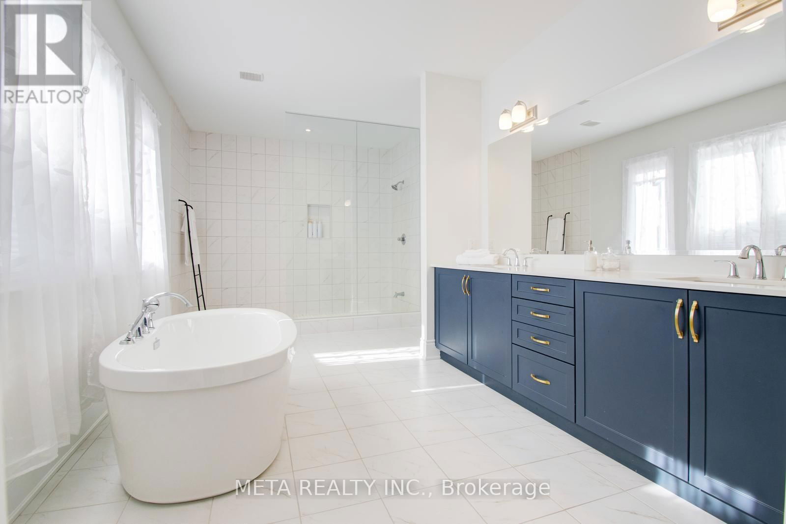 90 BROAD WAY Image 45