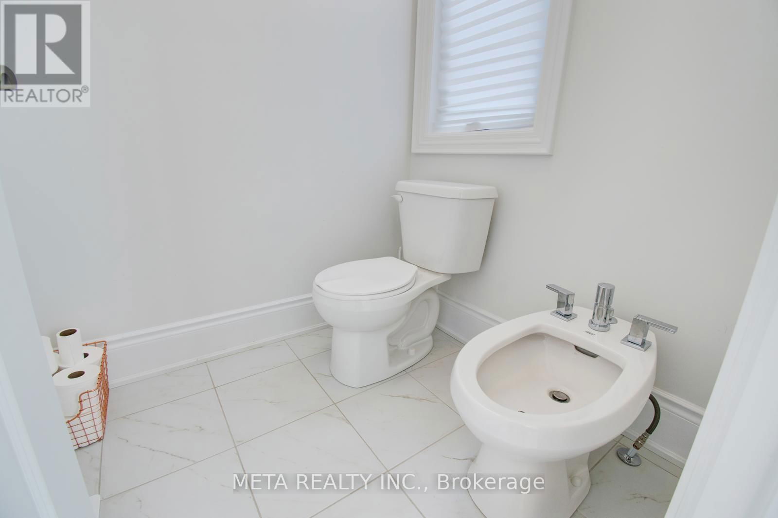 90 BROAD WAY Image 46