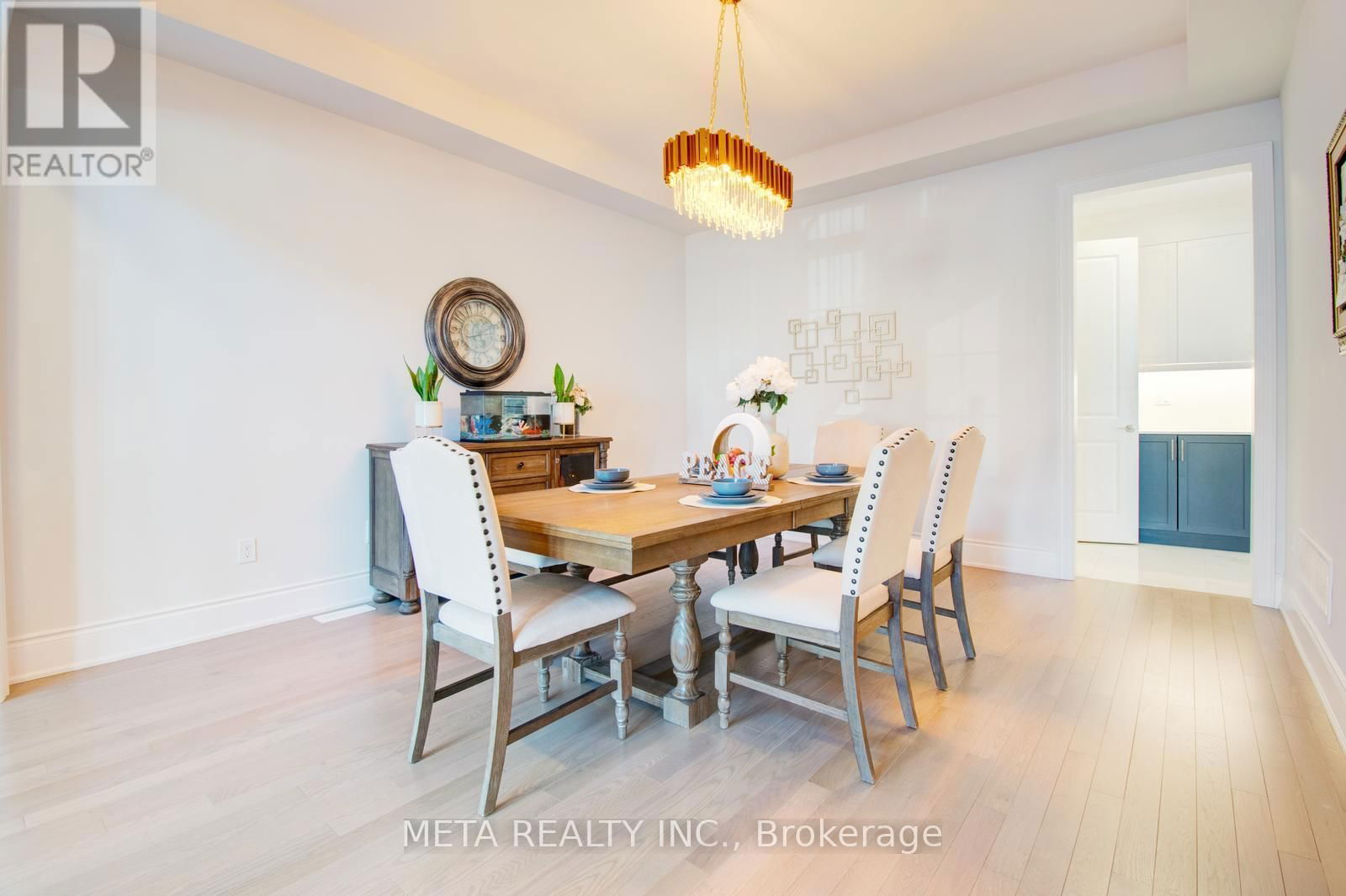 90 BROAD WAY Image 8