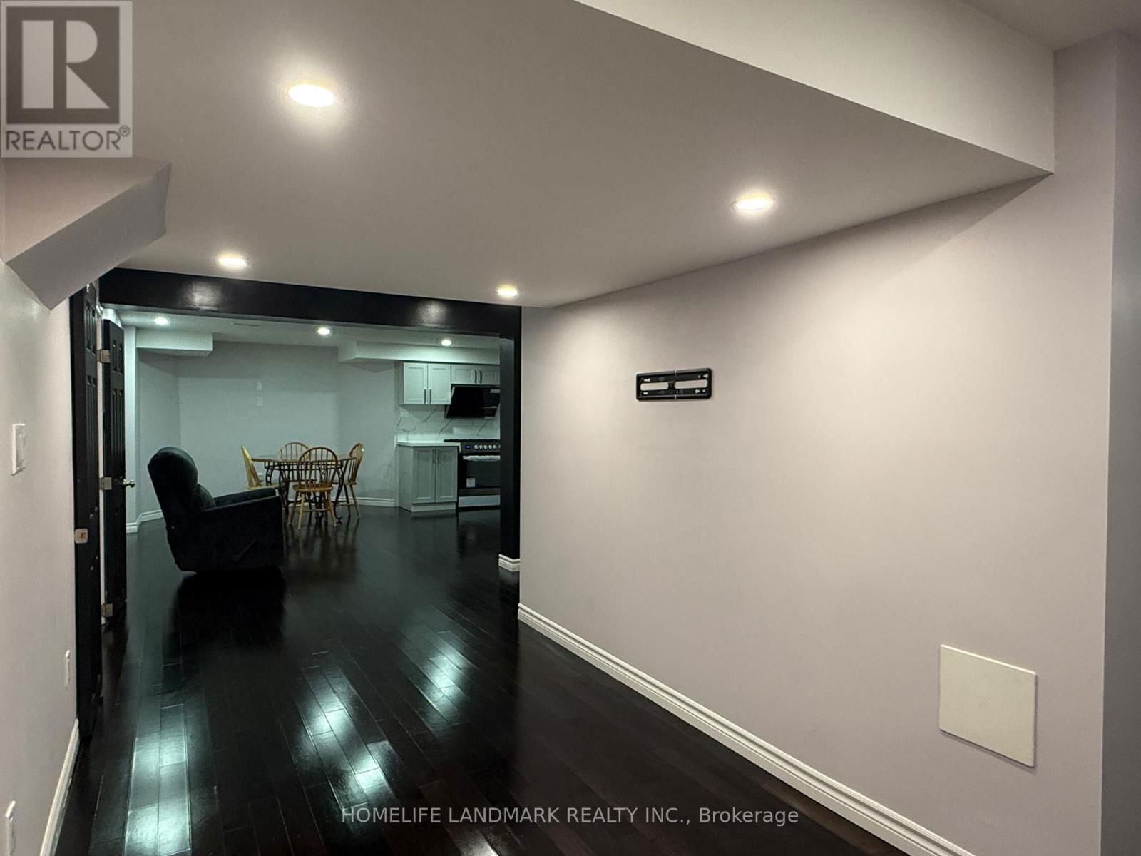 bsmt - 3 CAPRARA CRESCENT Image 14