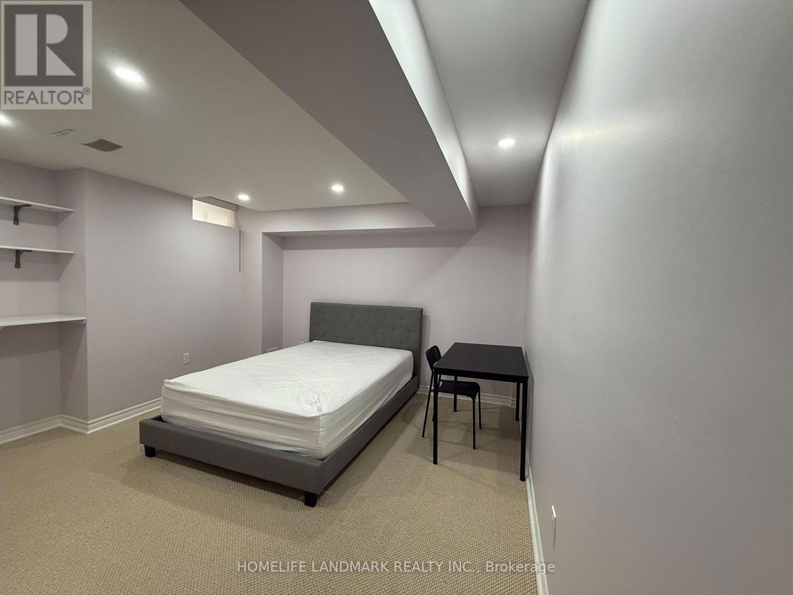 bsmt - 3 CAPRARA CRESCENT Image 16