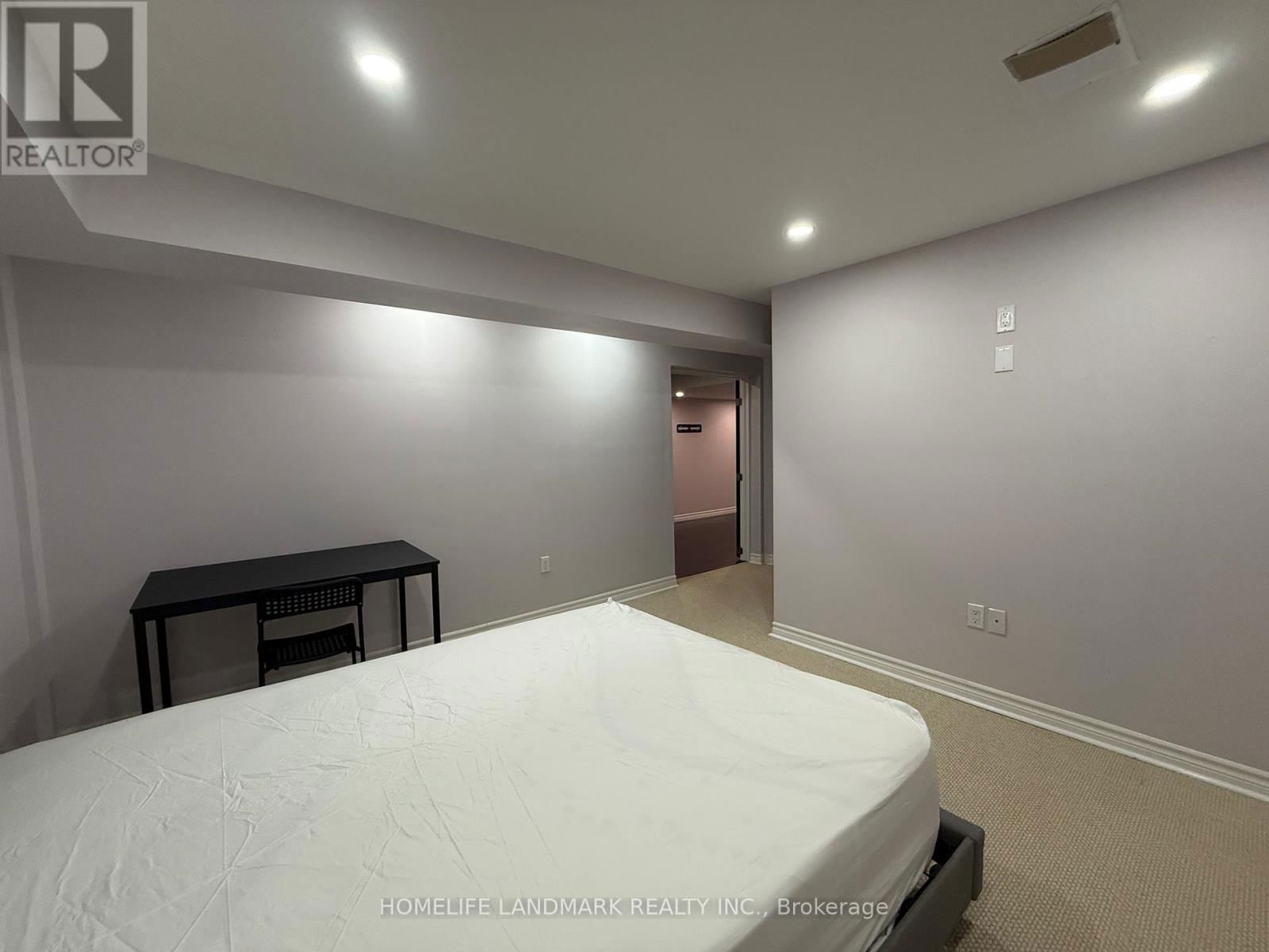 bsmt - 3 CAPRARA CRESCENT Image 17