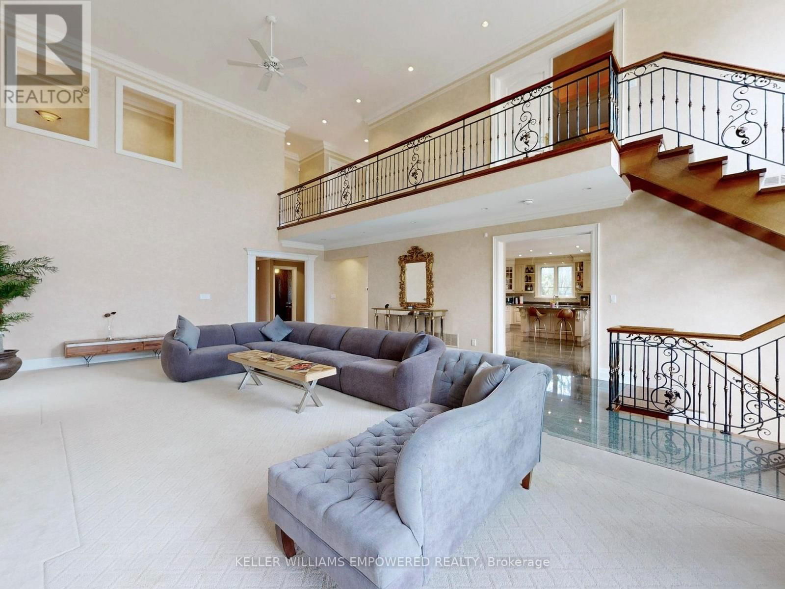 90 HUMBERVIEW DRIVE Image 15