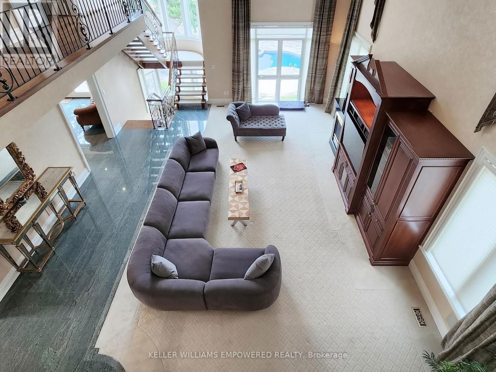 90 HUMBERVIEW DRIVE Image 17