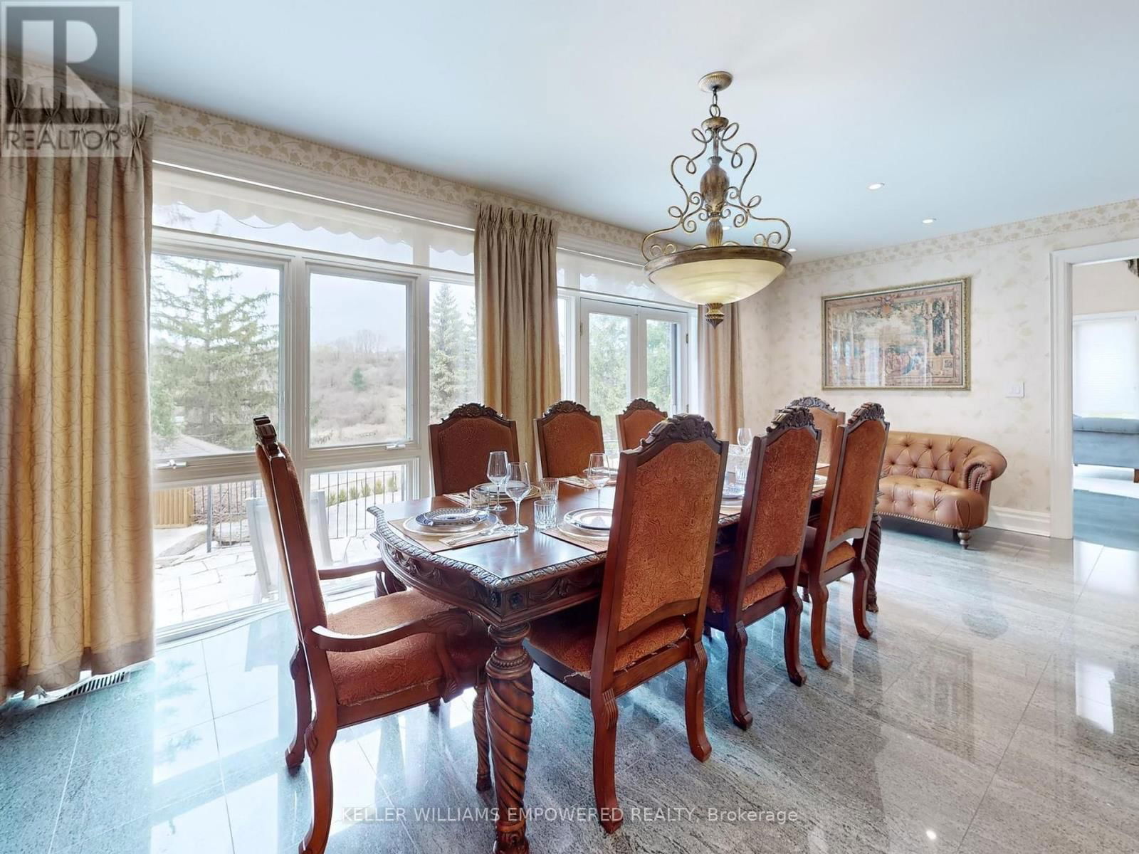90 HUMBERVIEW DRIVE Image 23